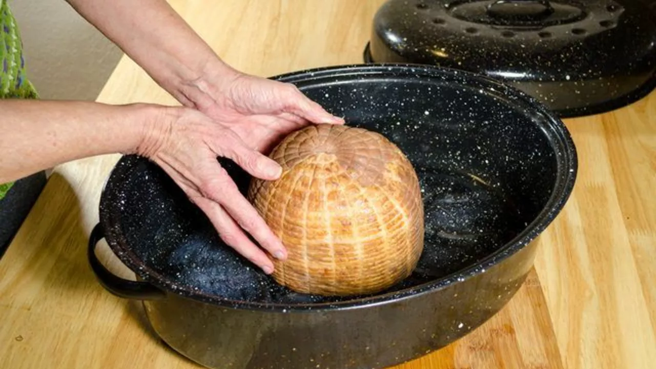 How to cook spiral ham?